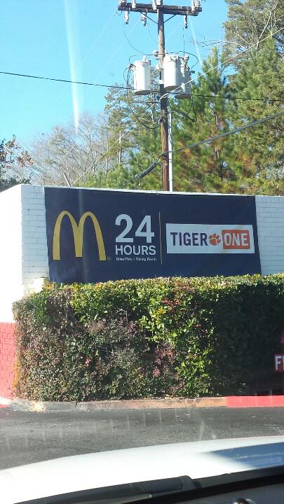 CUTigerOne's tweet image. McDonald's on 123 takes #TigerStripe and we're lovin' it!