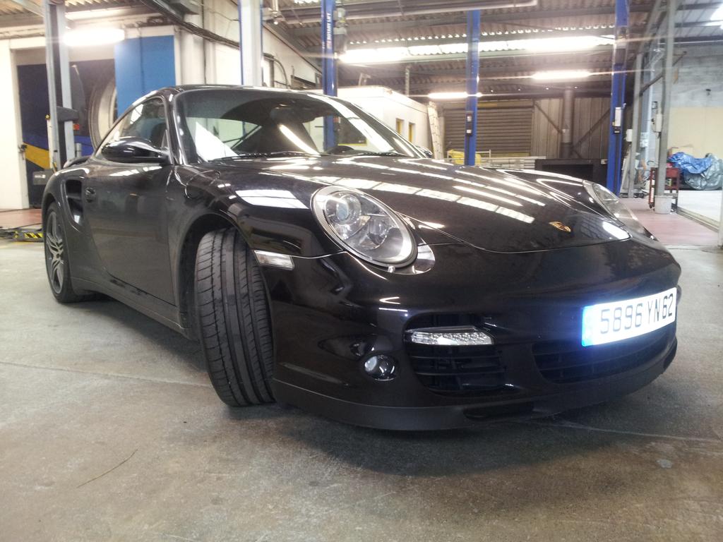 Franck_Alpine's tweet photo. #Porsche 911 bi turbo 480hp - 510hp with sport mode @IamUR12 @TopOfCars @leuesse @Porsche @Caradisiac @Leszczynska7 http://t.co/Gi1WLtHRRI