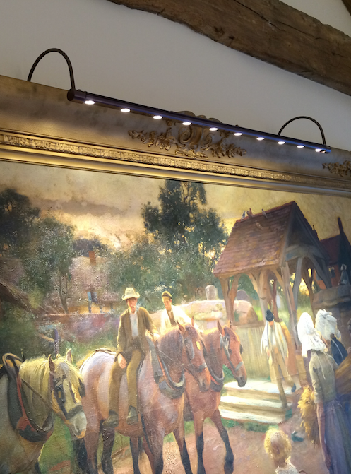 ILSUK_'s tweet photo. Discreet LED Artwork Bar @ Intelligent Lighting Solutions. Various Sizes, Colours and control options. #ILSUK.CO.UK http://t.co/ffopJm3Vyk