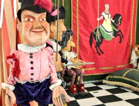 AreaSantiagoTmo's tweet image. Este sábado reábrese o Museo Galego da Marioneta no Pazo de Liñares, en #Lalín #moicercadeSantiago #monicreques