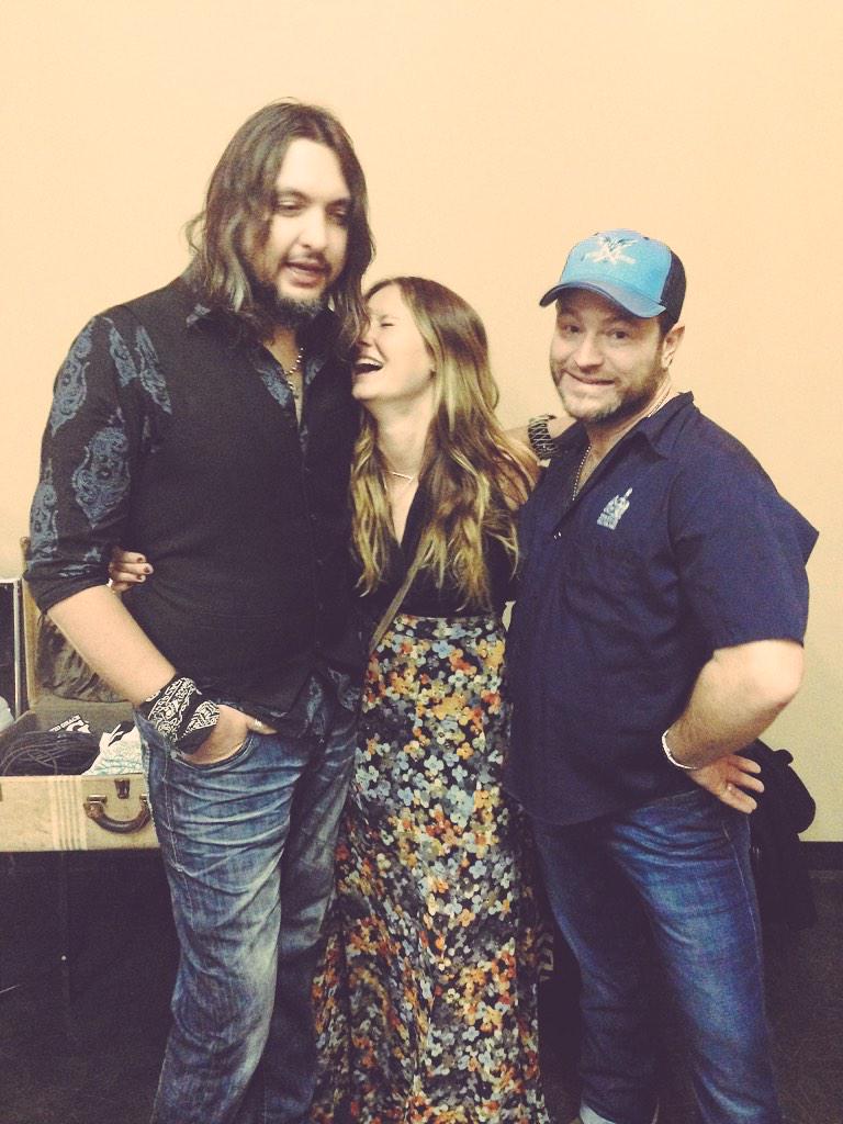 haleycolemusic's tweet photo. Welp. That was fun. ❤️Thanks #DFW @theliveoak @adamhoodmusic #JoshNewcom @sarahebliss @rodneyparker @bobbyduncan http://t.co/yapnvF2u6c