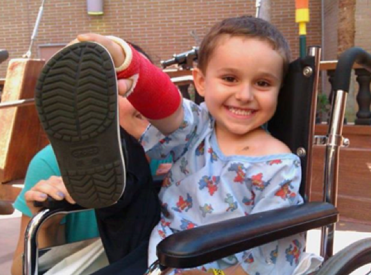 MSKCancerCenter's tweet image. #MSKthanks the @DMFFoundation for 10 years of extraordinary support! deniseflahertyfoundation.org/wp/ #cancer #giving