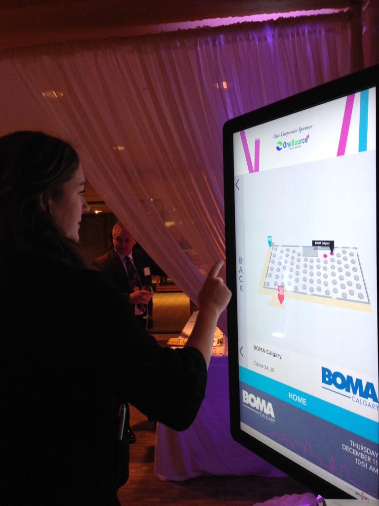 YouRhereInc's tweet image. Happy to help @BOMACalgary guests find their tables at the BOMA Christmas Luncheon today! #BomaCalgary #GiftOfFinding