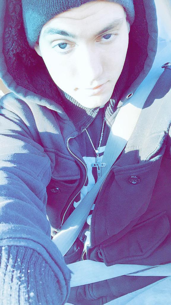 ______JJ's tweet photo. - winter filter selfie http://t.co/Ious938dqW