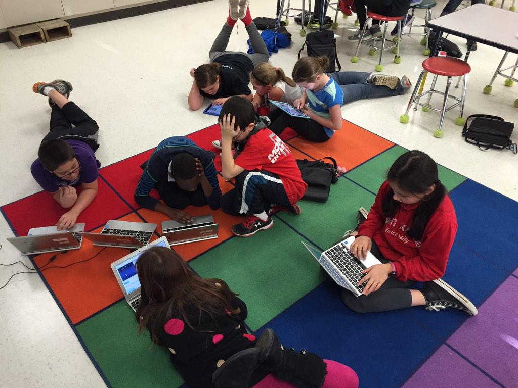More <a href="/WayneThomasscho/">Wayne Thomas School</a> students participating in #hourofcode #wtartroom