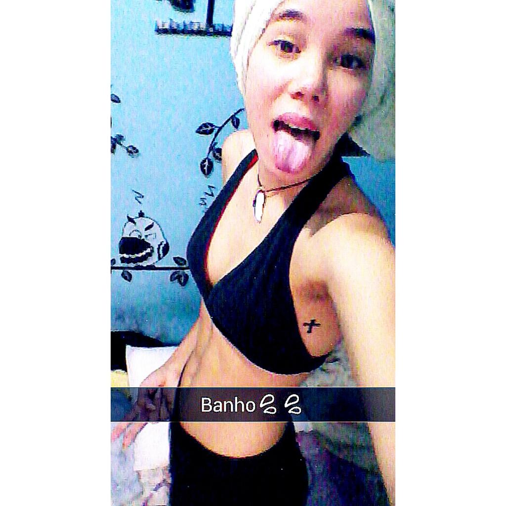 Emanuelle Carvalho ✌ (@miminkastro) on Twitter photo 