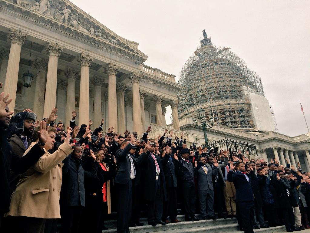 Photo of Congressional staffers walkout.