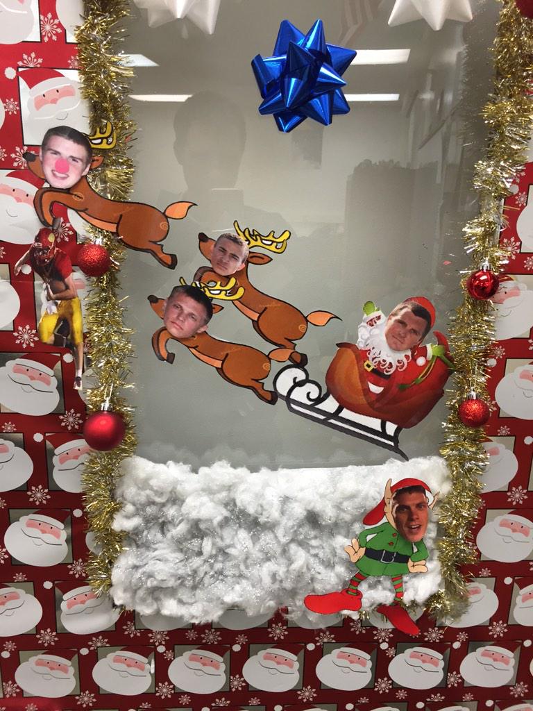 GirardFootball's tweet photo. Think we found the winner of the Christmas door decorating contest #jacketmania #captains http://t.co/lqIfkdnpTU