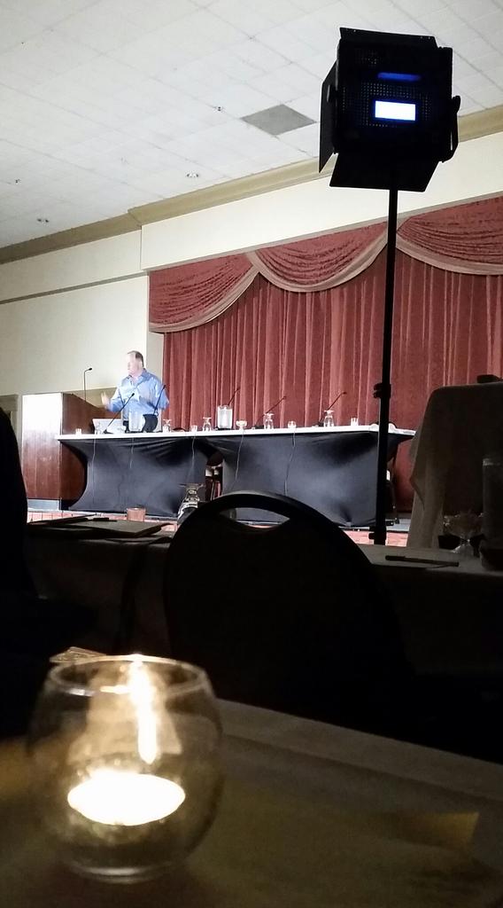 Keynote by candlelight.   Power was out in San Francisco due to the deluge.  But the power is back on @UP_Con