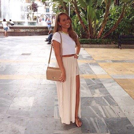 Wheredrobe's tweet photo. #WhatToWear to #OrangeSquare for #lunch in #Marbella, #Spain! ❤️🇪🇸 #wheredrobe #wheredrobeworldwide #outfitideas http://t.co/dwnReOKGkM