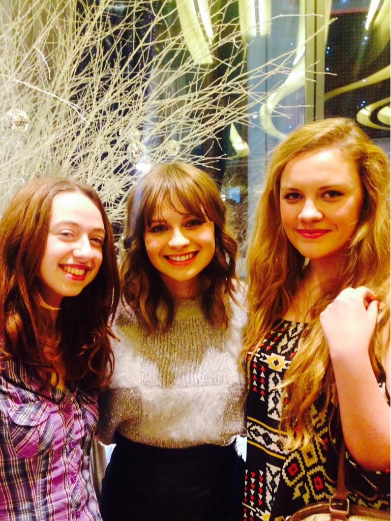 eviedrakett's tweet photo. Awesome night seeing @GabrielleAplin with @cazxness at the #PANDORAlounge thanks to @fashionknitsta for the tickets http://t.co/5Cjlk4xADJ