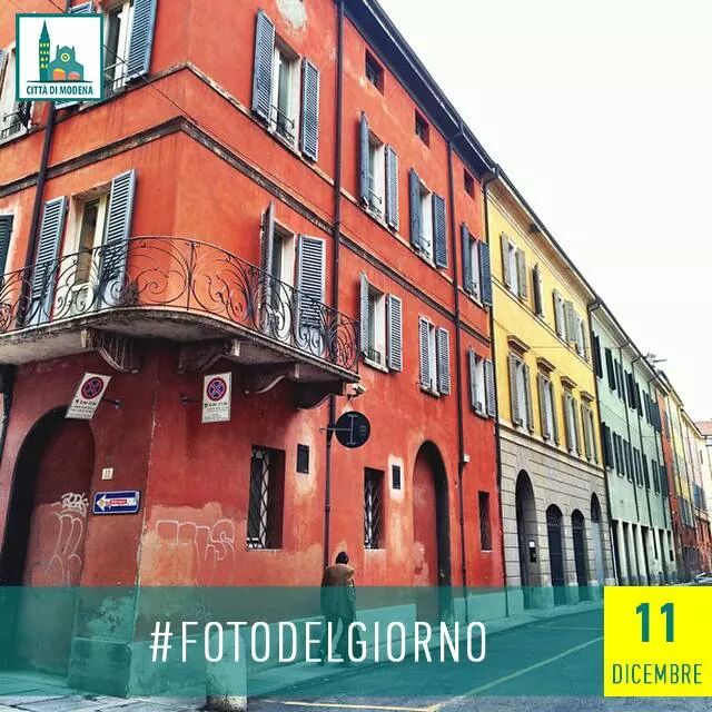 cittadimodena's tweet photo. I colori di #Modena in via Dei Servi. By @Stefifre. #fotodelgiorno http://t.co/gin59OSTnl