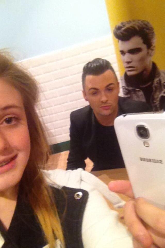 Chloeboobooxxx's tweet photo. @UnionJworld omg great night like #UnionJatMorrisons #UnionJAlbumSigning #unionJ http://t.co/Tuz0MqBt4w