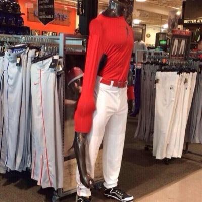 Athlete__Tweet's tweet photo. Coach: how's your arm?

Me: oh it's fine! http://t.co/oo5P9nfNAg