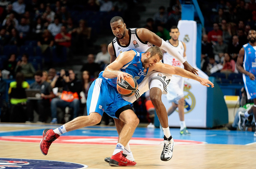 eduapple97's tweet photo. @kiaenzona: Se va Slaughter al Maccabi Tel Aviv? Esto lo  ha dicho su entrenador…http://t.co/EB2WwNpzis http://t.co/ZNnr2PJ1MT  @margamanmar
