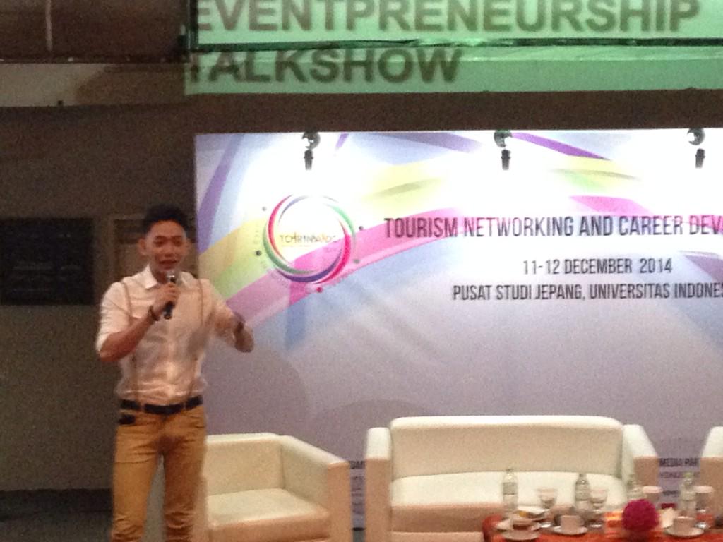 tornadoUI's tweet image. Ada @johnmartiNN lohh yg jadi moderatornya