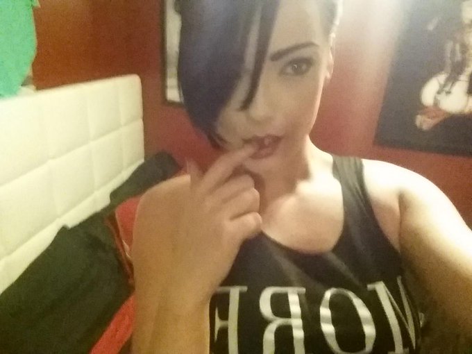 Horny before the Christmas party. What's new http://t.co/BG38gsaQC1<a href="/tag/titties"class="tags"><span>#titties</span></a><a href="/tag/zoeypaige"class="tags"><span>#zoeypaige</span></a>