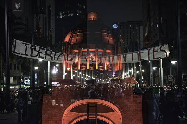 ChakinLibre's tweet photo. Así fue la movilización del #6DMX en fotografías http://t.co/16YCNmJ4Ja #YaMeCansé3 http://t.co/o08lYyKGAG
vía @masde131