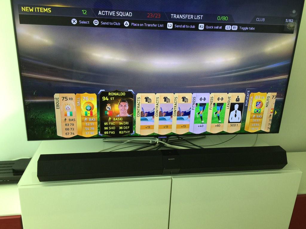 adamben87's tweet photo. @1nsanityGaming Sarina I packed Ronaldo IF with Fifa points :) http://t.co/tzoXAKqeL9
