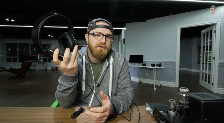 AlpineFYM's tweet photo. Check out @UnboxTherapy / @Unbox_therapy 's review of our headphones! 
http://t.co/qZ0QKf0aNB http://t.co/29RJWxwpMd