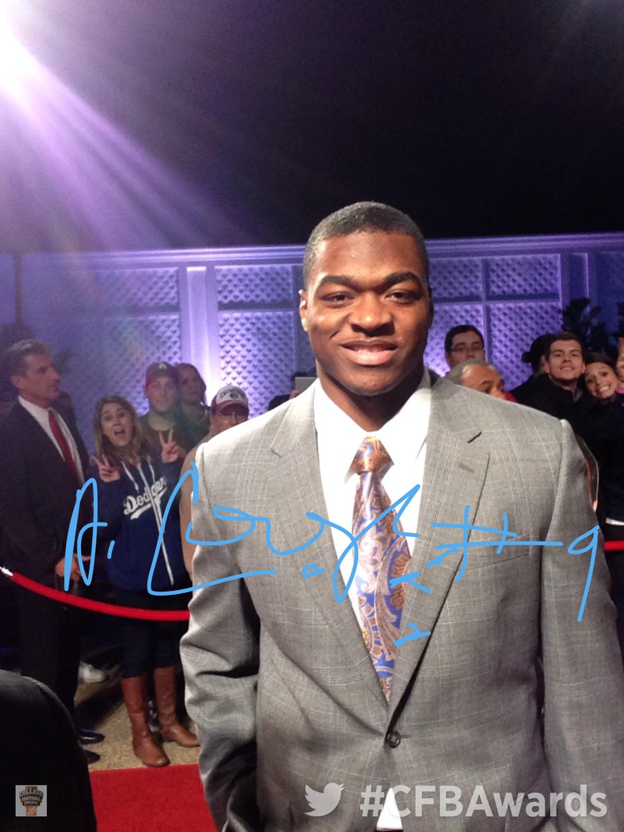 ESPNCFB's tweet photo. LIVE from the the red carpet at the #CFBAwards with Biletnikoff candidate &amp; Alabama WR Amari Cooper http://t.co/I011YXHh5N