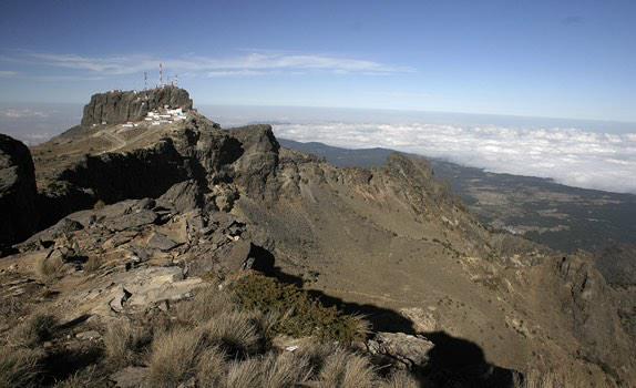webcamsdemexico's tweet photo. Vía @PresidenciaMX: Cofre de Perote en #Veracruz. #MontañasMx #DIM2014 http://t.co/JJKmph3tIe