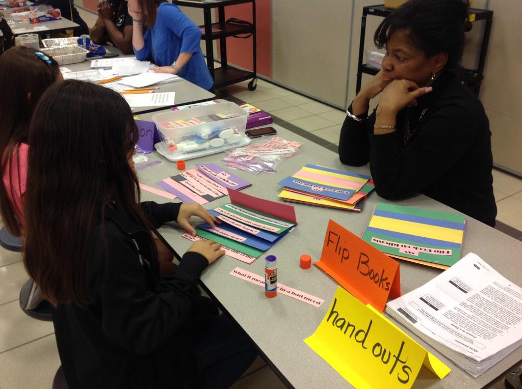 Lewis_Longhorns's tweet photo. Academic Night with our Longhorn parents! TEAM Lewis! http://t.co/t94X0wKIwz