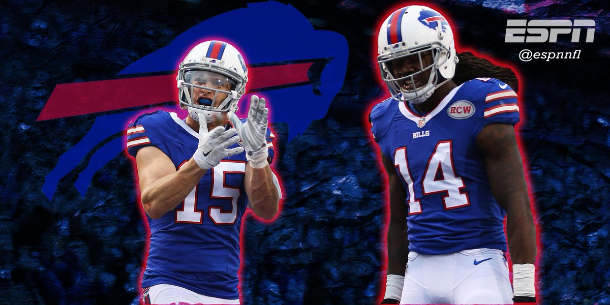 ESPNNFL's tweet photo. RT if you have the @buffalobills (7-6) upsetting the Packers (10-3) to remain in the thick of the AFC playoff picture http://t.co/K8Rr5F2q0Y