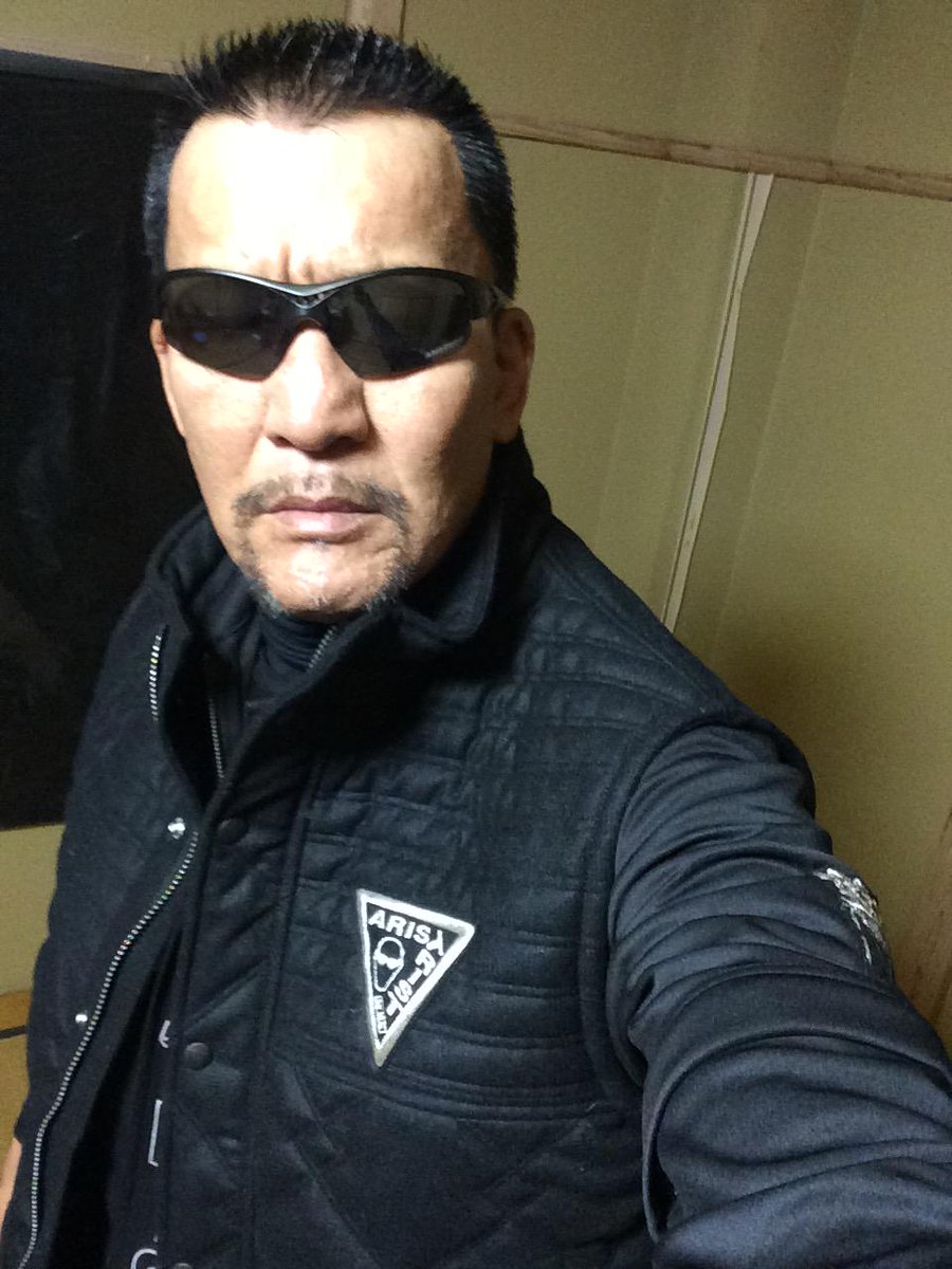 蝶野正洋 Chono Masahiro 今年の ガキ使大晦日スペシャル 今年はどんな感じなんだろ しかしこの距離間じゃyくんも怖いよな 俺でも嫌だよ Http T Co E9w3ykgoky Http T Co 8jlezkb84b Http T Co Ykvhpyhcfb