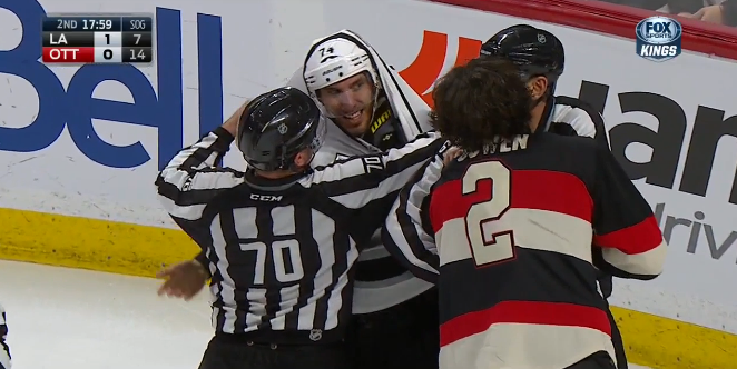 LAKings's tweet photo. I AM CORNHOLIO http://t.co/Lness62P8V