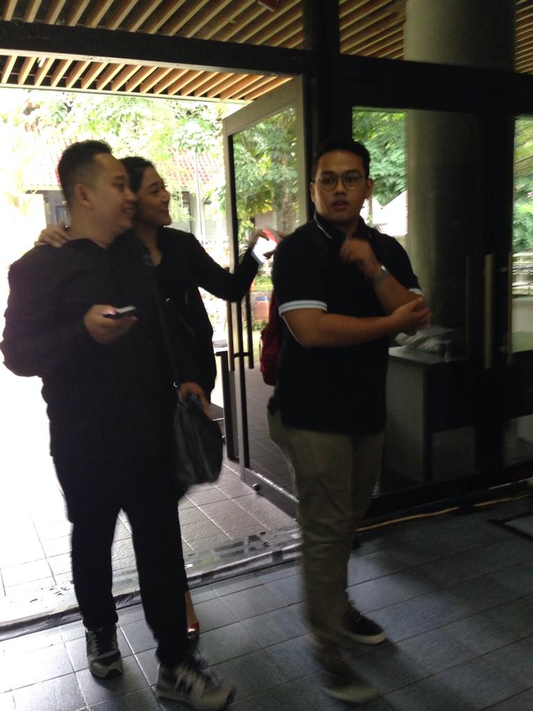 tornadoUI's tweet image. Ayo dateng ke PSJ UI sekarang, kak @putri_tanjung udah siap - siap lo buat seminar hari ini. Yuk merapat!