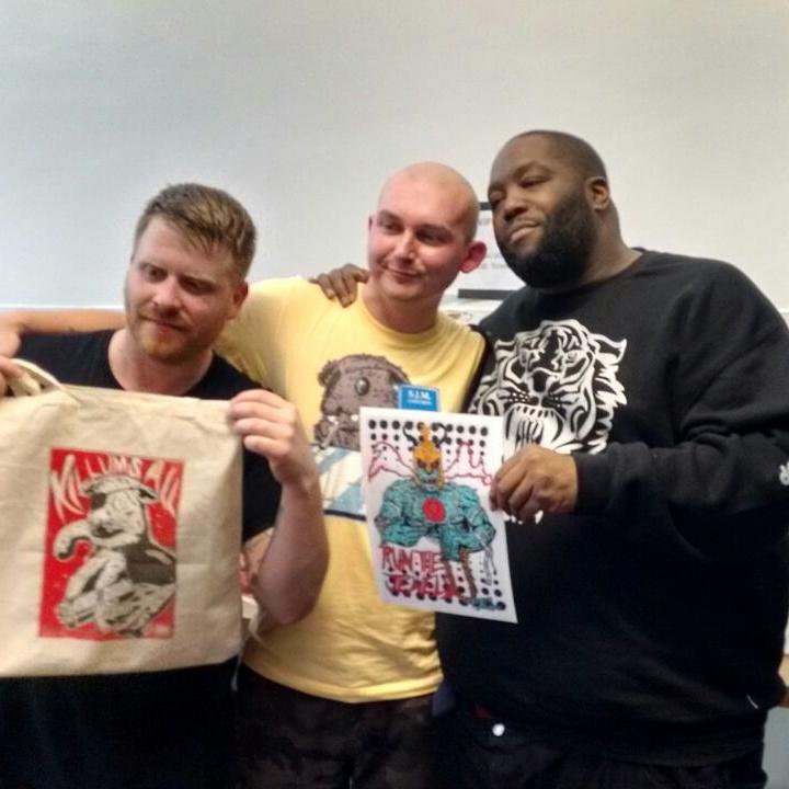 GODSTEETH (@gods_teeth) on Twitter photo Handing over some prints to <a href="/therealelp/">KID WIT THA GOLDEN ARMS</a> and <a href="/KillerMikeGTO/">Follow @KillerMike</a>. I swear, that show hit HARD! Keep doin your thang fellas Handing over some prints to <a href="/therealelp/">KID WIT THA GOLDEN ARMS</a> and <a href="/KillerMikeGTO/">Follow @KillerMike</a>. I swear, that show hit HARD! Keep doin your thang fellas