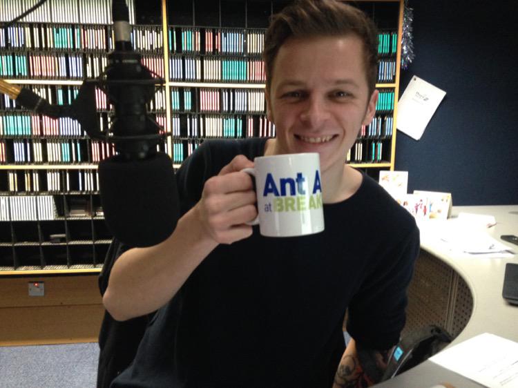 magic828's tweet image. Ant Arthur's VERY limited mugs are here for #Christmas 2014 - win yours after 9