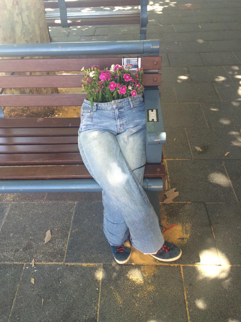 MissElizaJ's tweet photo. Only in freo.... http://t.co/hJHS4D4NdY