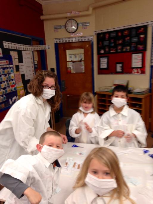 jpadilla259's tweet photo. WTQP partnership with WSU performing word surgery in 1st grd #wpsproud #watchusteach http://t.co/SN3xMTaOW0