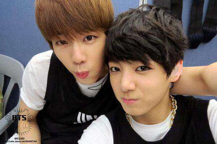 KpopersINDRoom's tweet photo. #KIRpicspam ada yang gak suka mereka? :p http://t.co/D6wQgIu3Y8