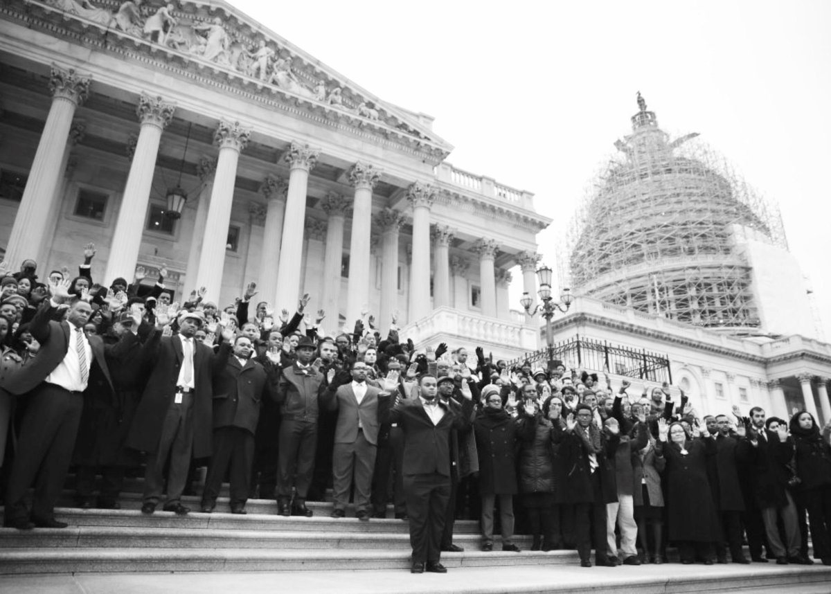 calexleblanc's tweet photo. Every once in a while there's a picture that says more than a thousand words. #handsup #Morethanathousandwords @PBS http://t.co/E5Zy6LiK7x