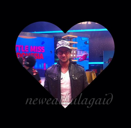 Embedded image permalink