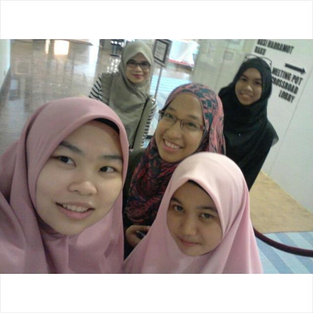 LawSchoolME's tweet image. Tak pernah do shoot tak banyak halangan. #lawschool #llb #thirdlanguage #arab #bahasasyurga 
@khalidahn @n.qurais...