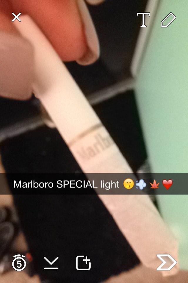RaveReadyDesign's tweet photo. #kush #splift #weed http://t.co/BangZ6UuPz