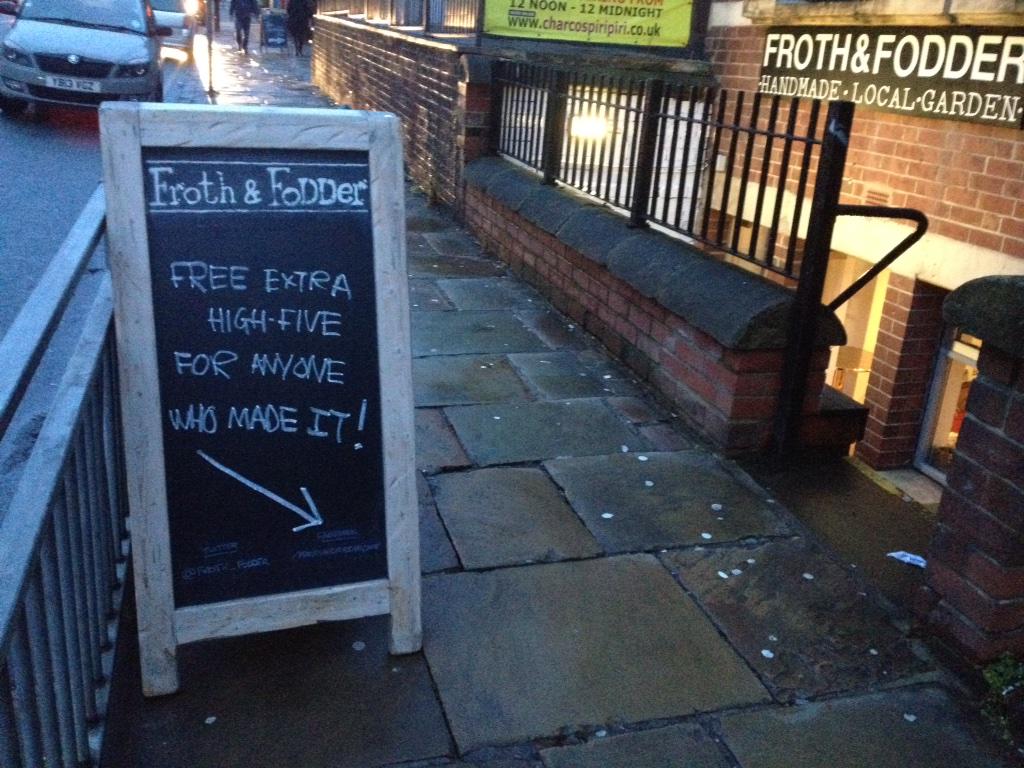 Froth_Fodder's tweet image. Free high fives