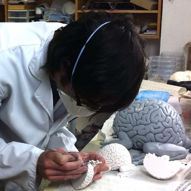vmmdc's tweet image. #jumpingbrain de @lapolab Imagen extraída del documental #undesignertoyartesanal | Jumpingbrain by @lapolab Image ...