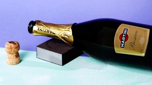 Out tonight? Here's 5 amazing pre-drinks you can make with a bottle of prosecco thedebrief.co.uk/2014/12/how-to…