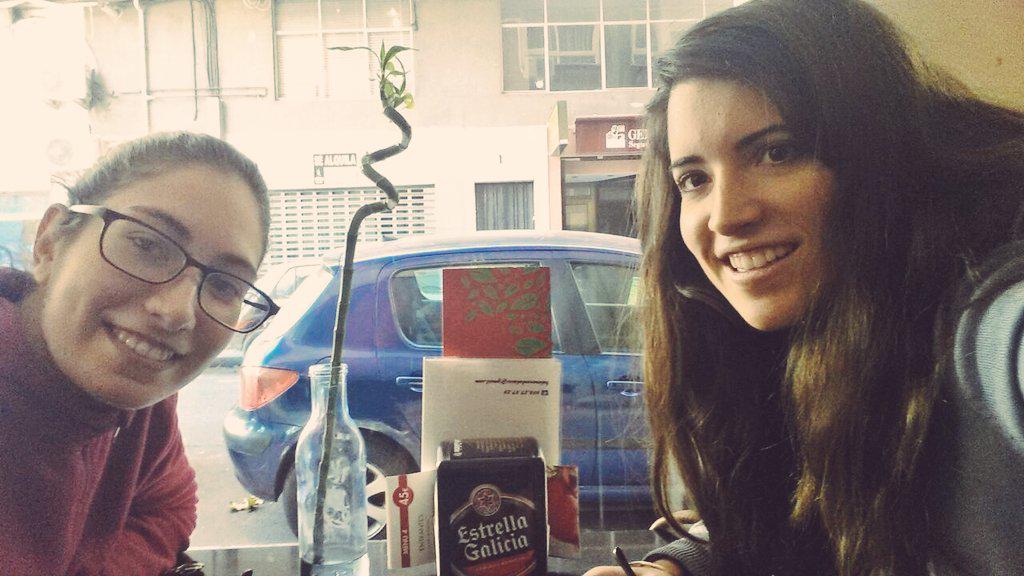 AAIIDYL's tweet photo. Los cafés en lo del peli sin ti no son lo mismo... @marixuu91 http://t.co/dyYWLQA4iJ