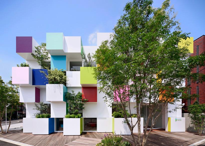 designboom's tweet photo. emmanuelle moureaux completes fourth branch for sugamo shinkin bank in #japan http://t.co/PRMaPsgnLM http://t.co/B1cL5w1KVz