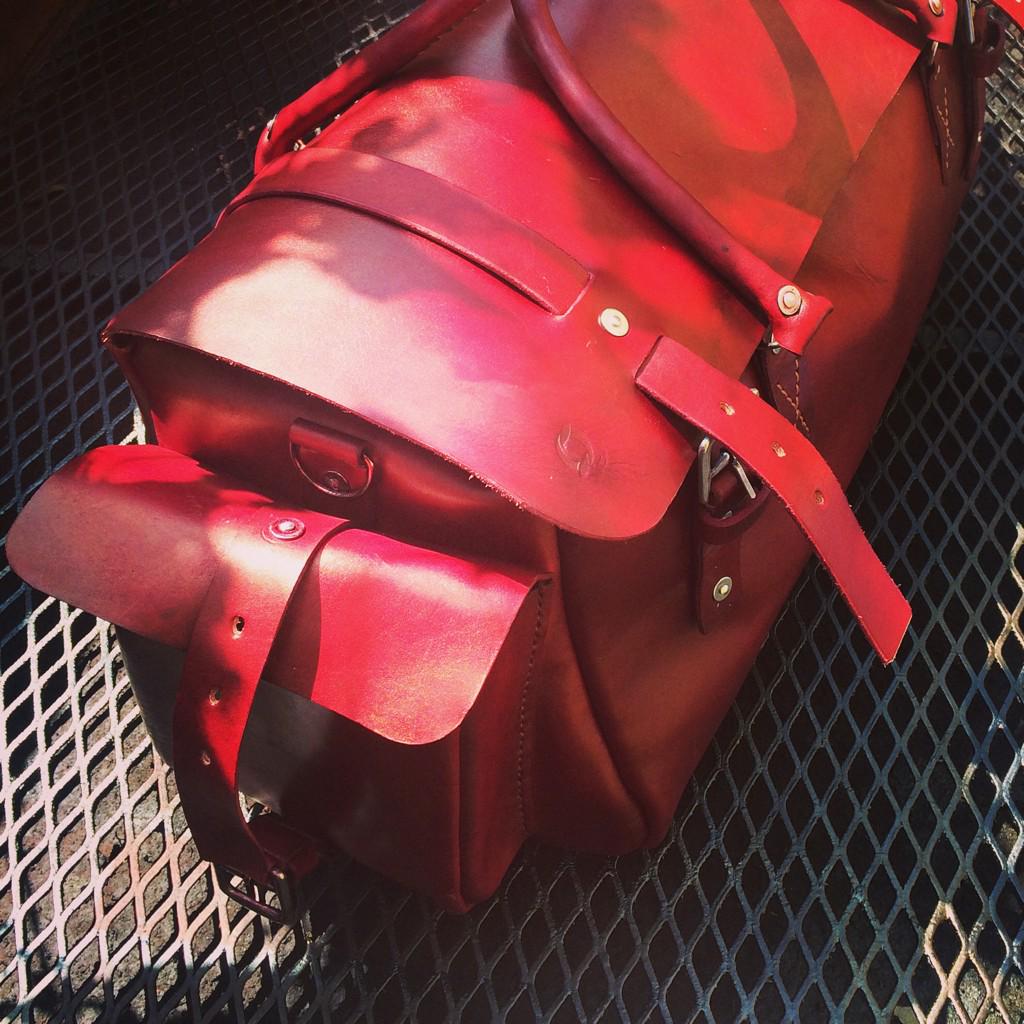 TebzNtuli's tweet photo. Spreading the Christmas love? Red Weekender duffle bag by @RedOkerConcepts ready for shipping #WineRed #WhereYours http://t.co/bi8kisIvjt
