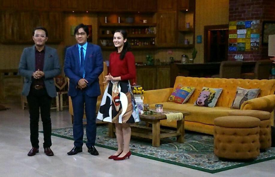 Wajib nnton <a href="/MerryRianaMovie/">MERRY RIANA MOVIE</a> on Ini Talkshow NET. Sabtu, 13 Des 2014, 19.30  <a href="/Ini_Talkshow/">Ini_Talkshow</a> <a href="/chelseaislan/">Chelsea Islan</a> <a href="/MerryRiana/">Merry Riana</a> "