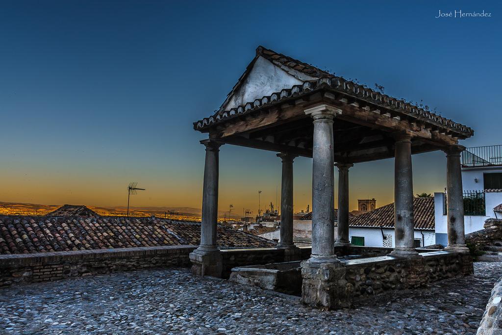 GranadaAlhambra's tweet photo. Un Blogtrip para promocionar la provincia de #Granada!#GRXperience http://t.co/7JnkCbGT5T Lavadero del sol,#Realejo http://t.co/6D12yCTrbK
