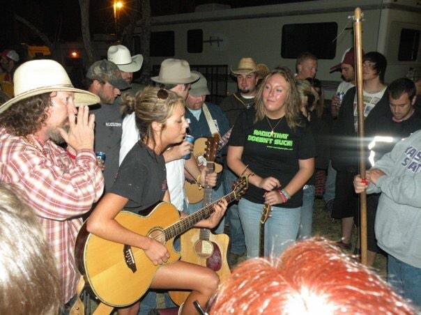 CraigVining's tweet photo. @CraigVining: Larry Joe Taylor 2009. Rockin  midnight campfires @KylieRH @brandonrhyder @maxstalling @texasmusicfest http://t.co/MKq7rFI2hv