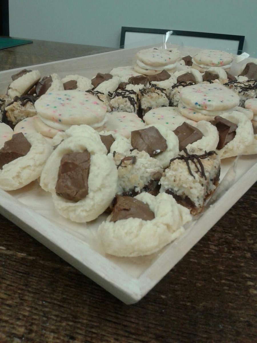CCSCreative's tweet photo. What's a #ChristmasParty without @bestshortbreadc? We can't wait to DIG IN! *Thanking you!* http://t.co/DY11SVrYkn http://t.co/AbaxXG659F